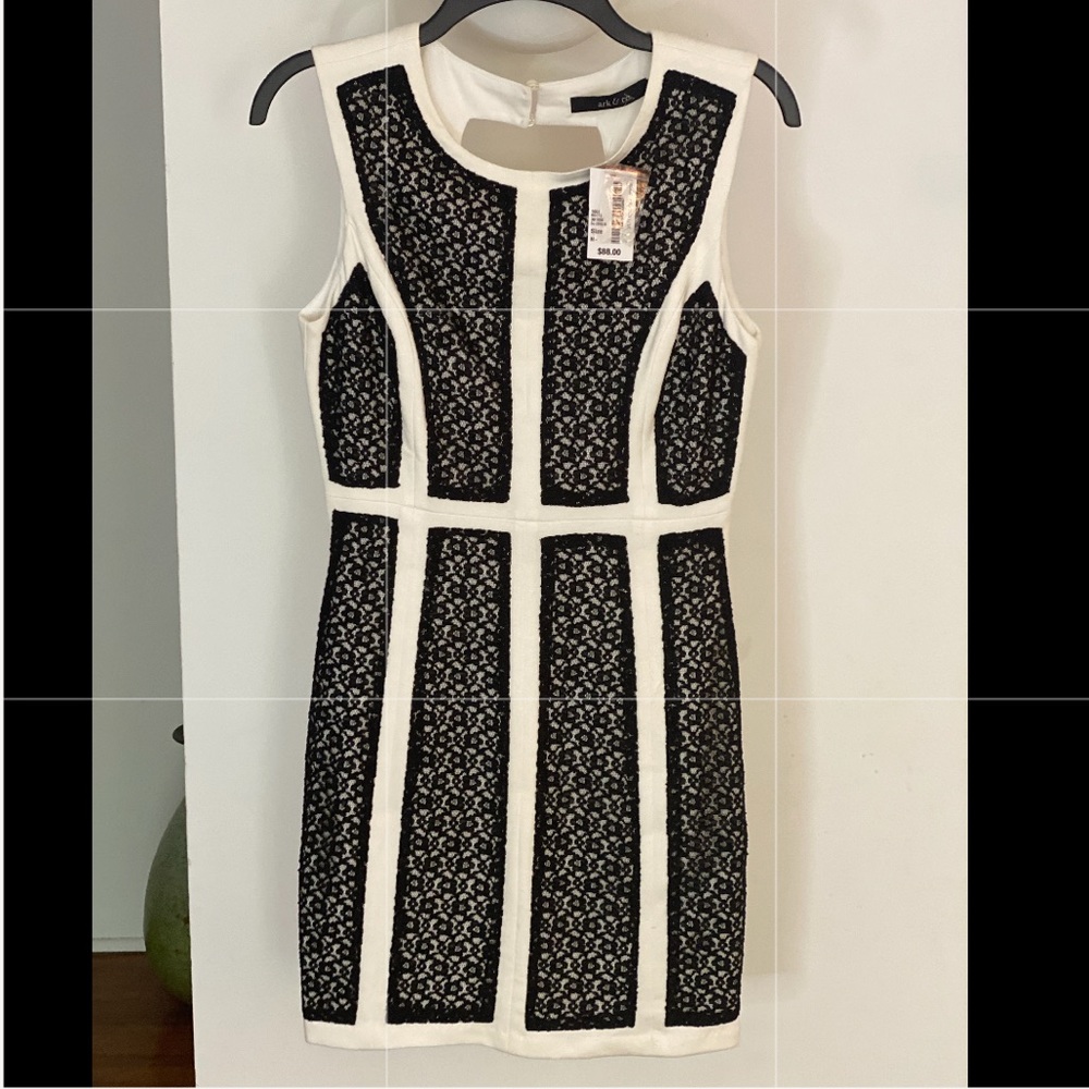Ark & Co dress, white with black lace, size M